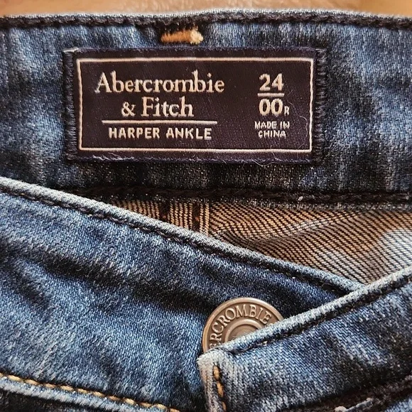 A&F Ripped Jeans - Picture 3 of 3